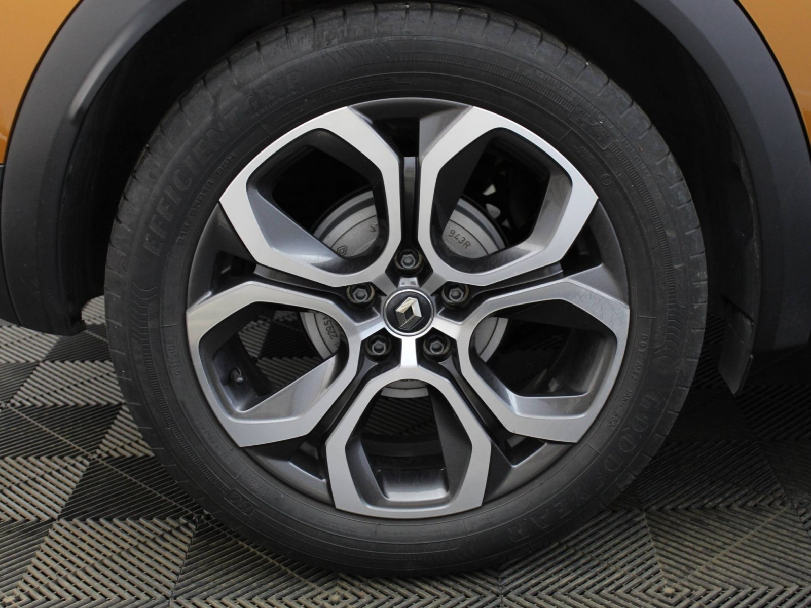 RENAULT - CAPTUR - #183307 - 21