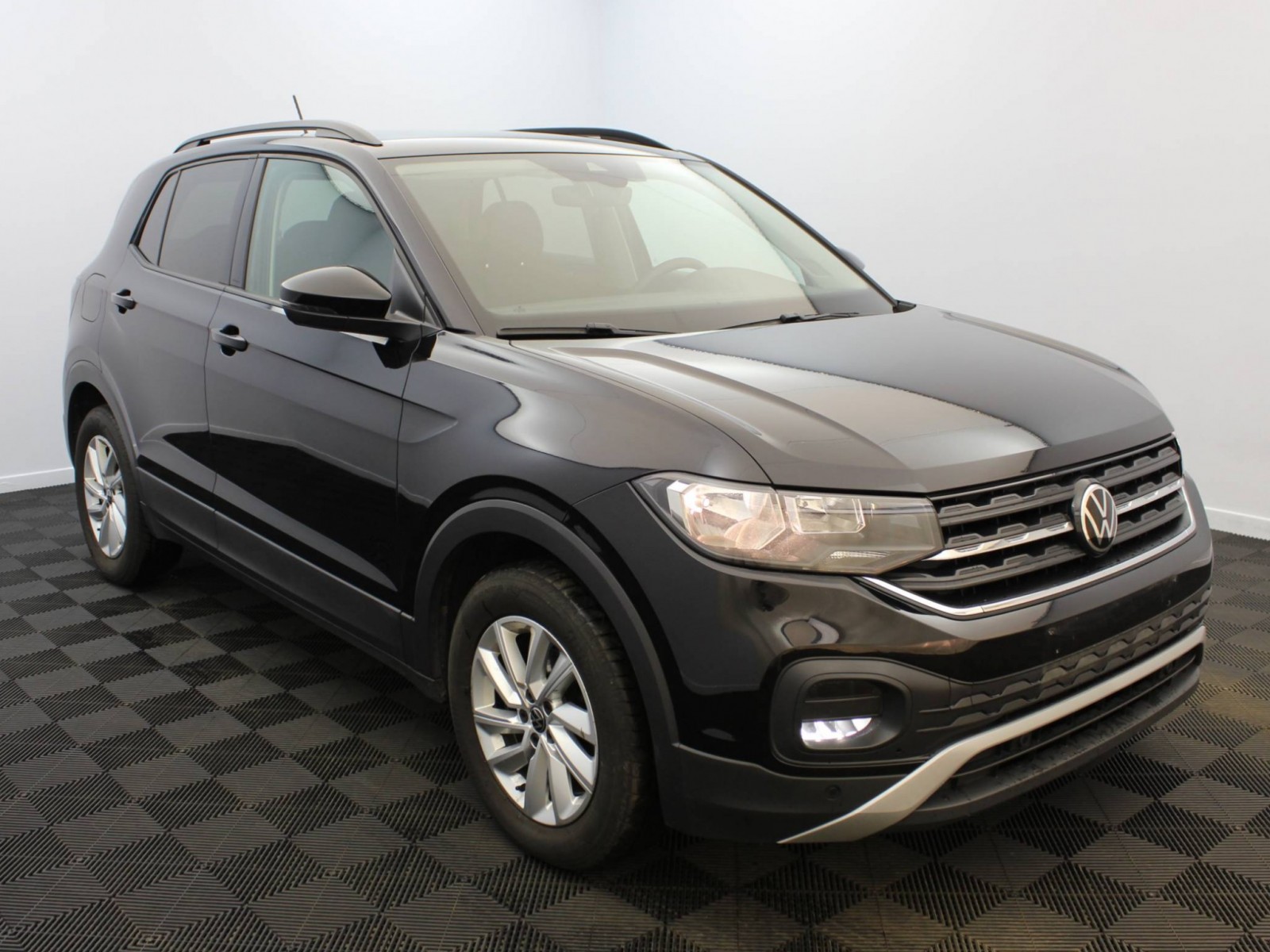VOLKSWAGEN - T-CROSS - #182777 - 1