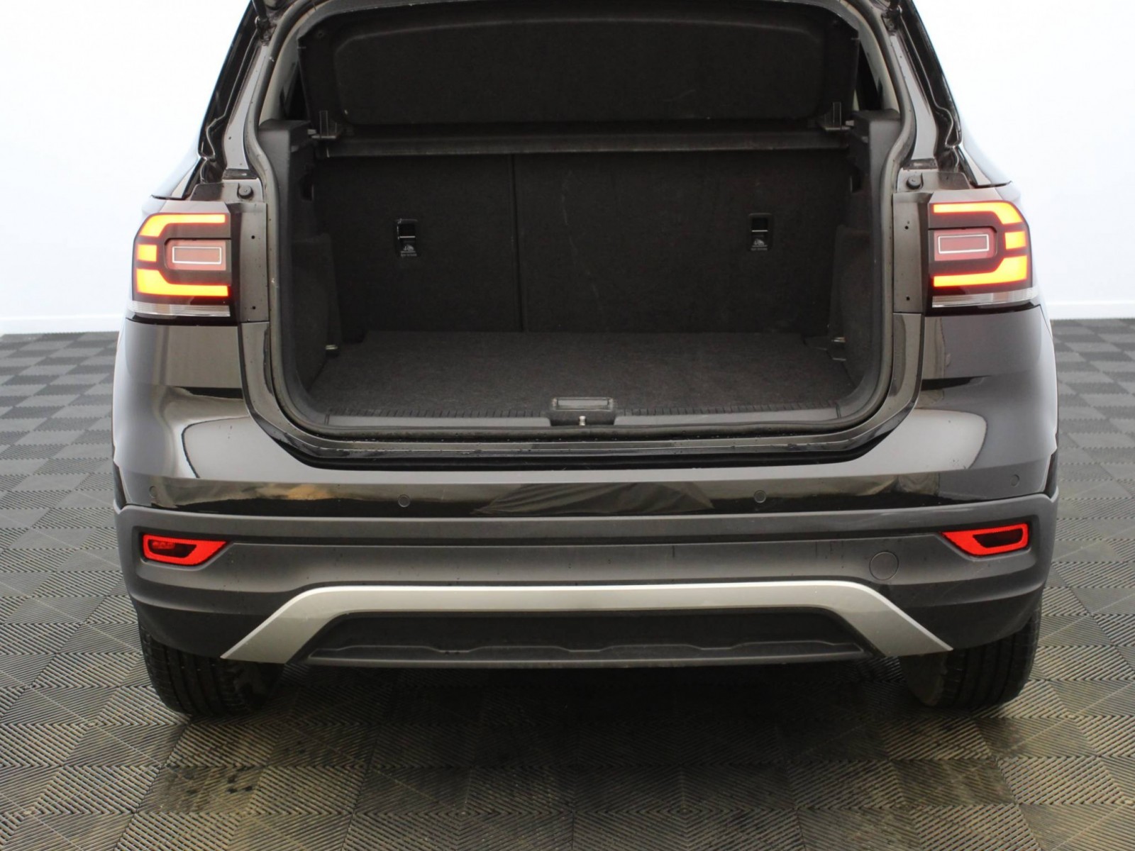 VOLKSWAGEN - T-CROSS - #182778 - 13