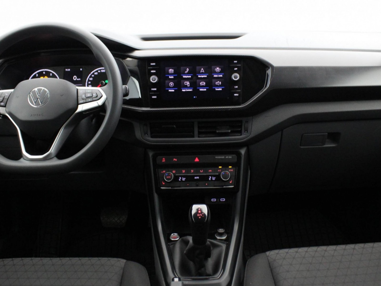 VOLKSWAGEN - T-CROSS - #182775 - 33