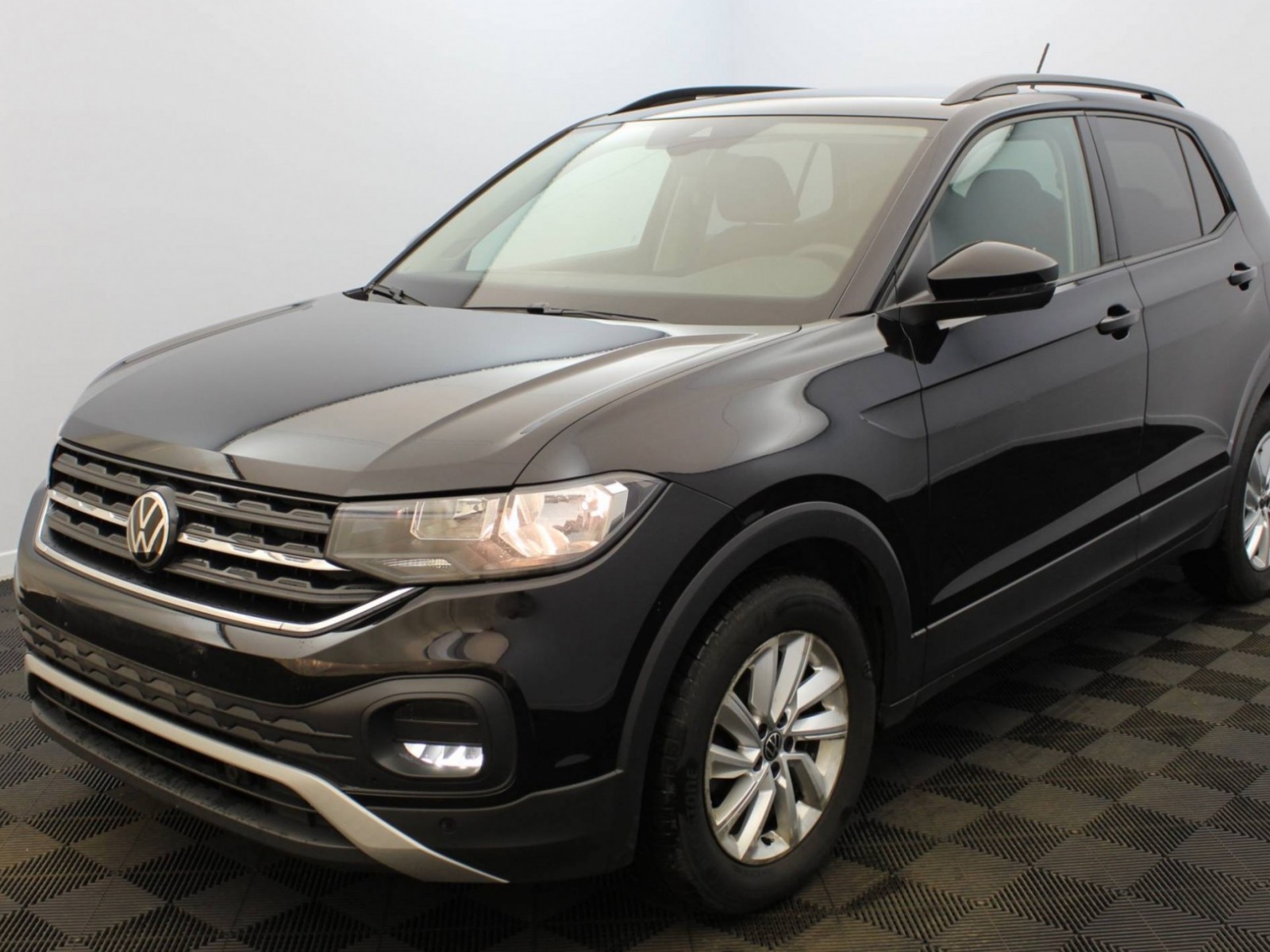 VOLKSWAGEN - T-CROSS - #182777 - 16