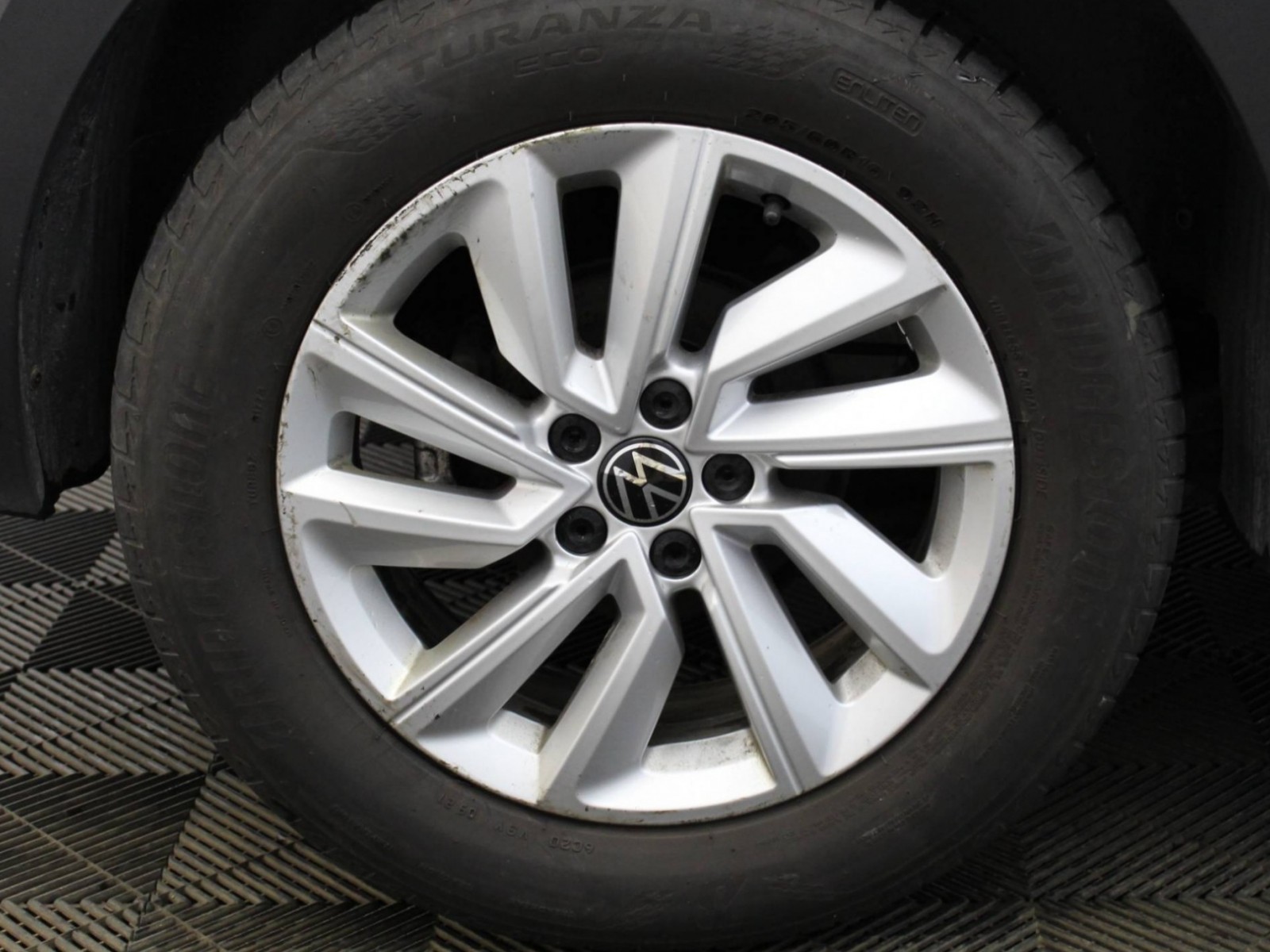 VOLKSWAGEN - T-CROSS - #182777 - 19