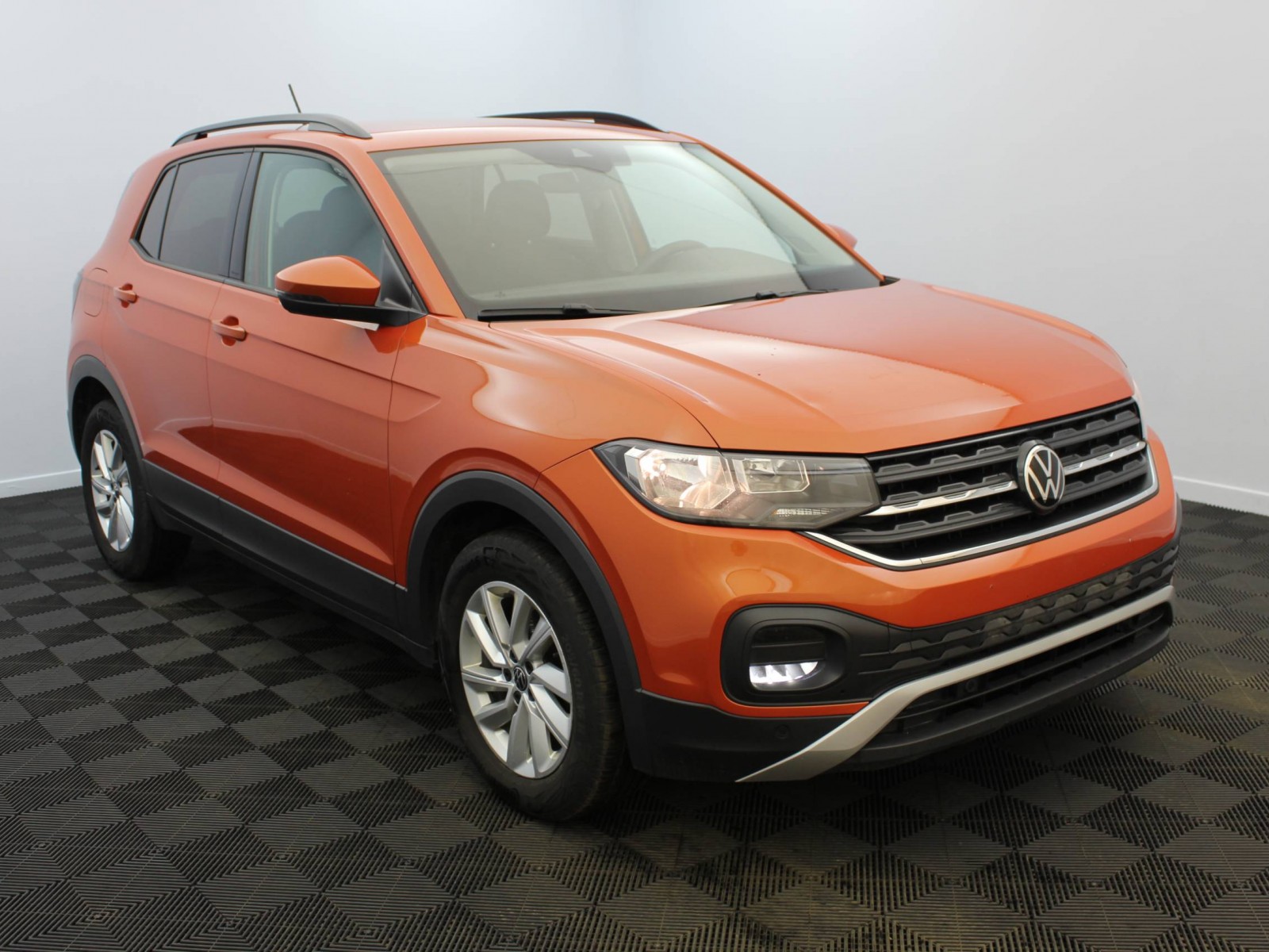 VOLKSWAGEN - T-CROSS - #182787 - 1