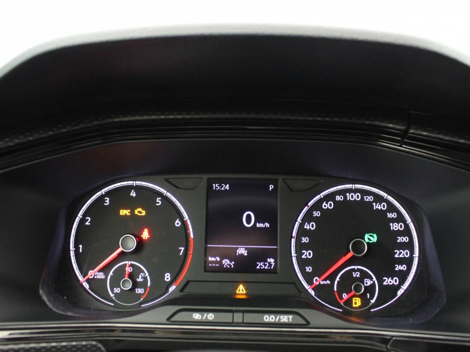 VOLKSWAGEN - T-CROSS - #182787 - 27