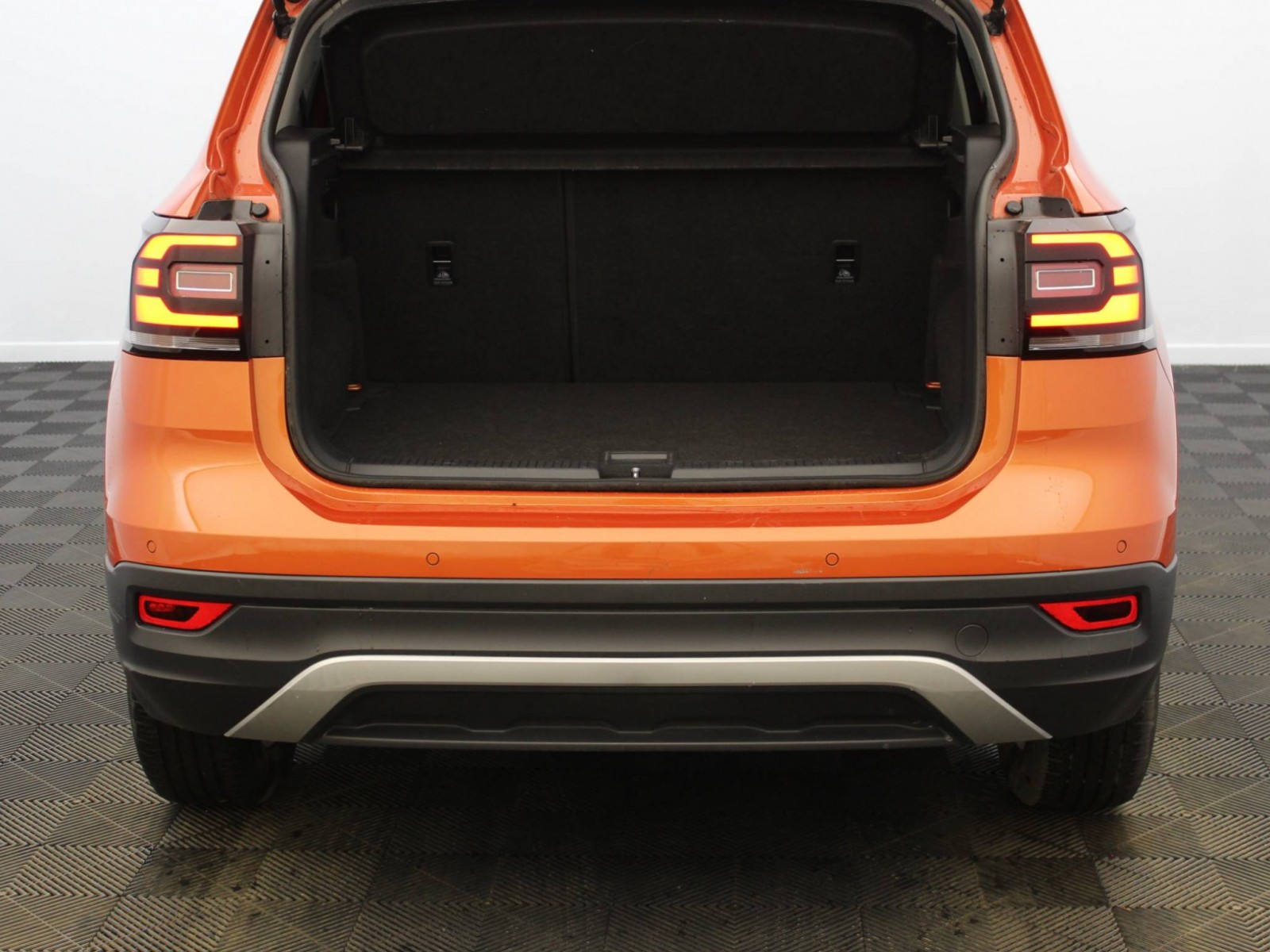 VOLKSWAGEN - T-CROSS - #182787 - 28