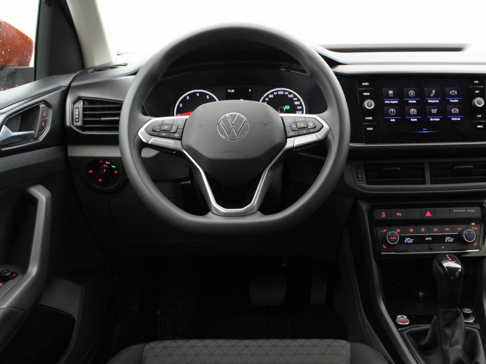 VOLKSWAGEN - T-CROSS - #182787 - 24