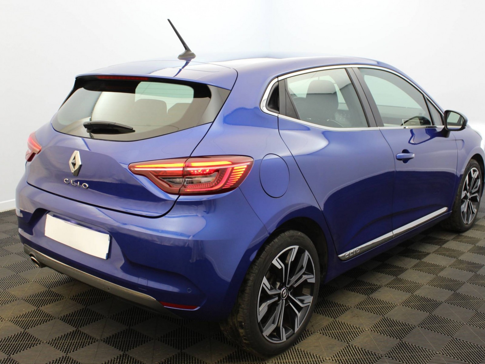 RENAULT - CLIO V - #183290 - 18