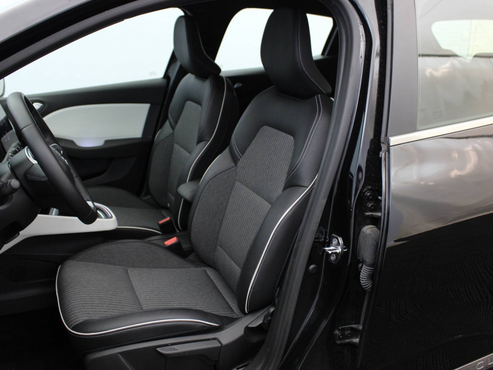 RENAULT - CLIO V - #183289 - 22