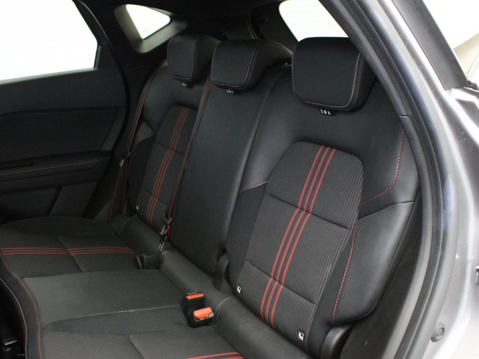 RENAULT - CAPTUR - #182996 - 23