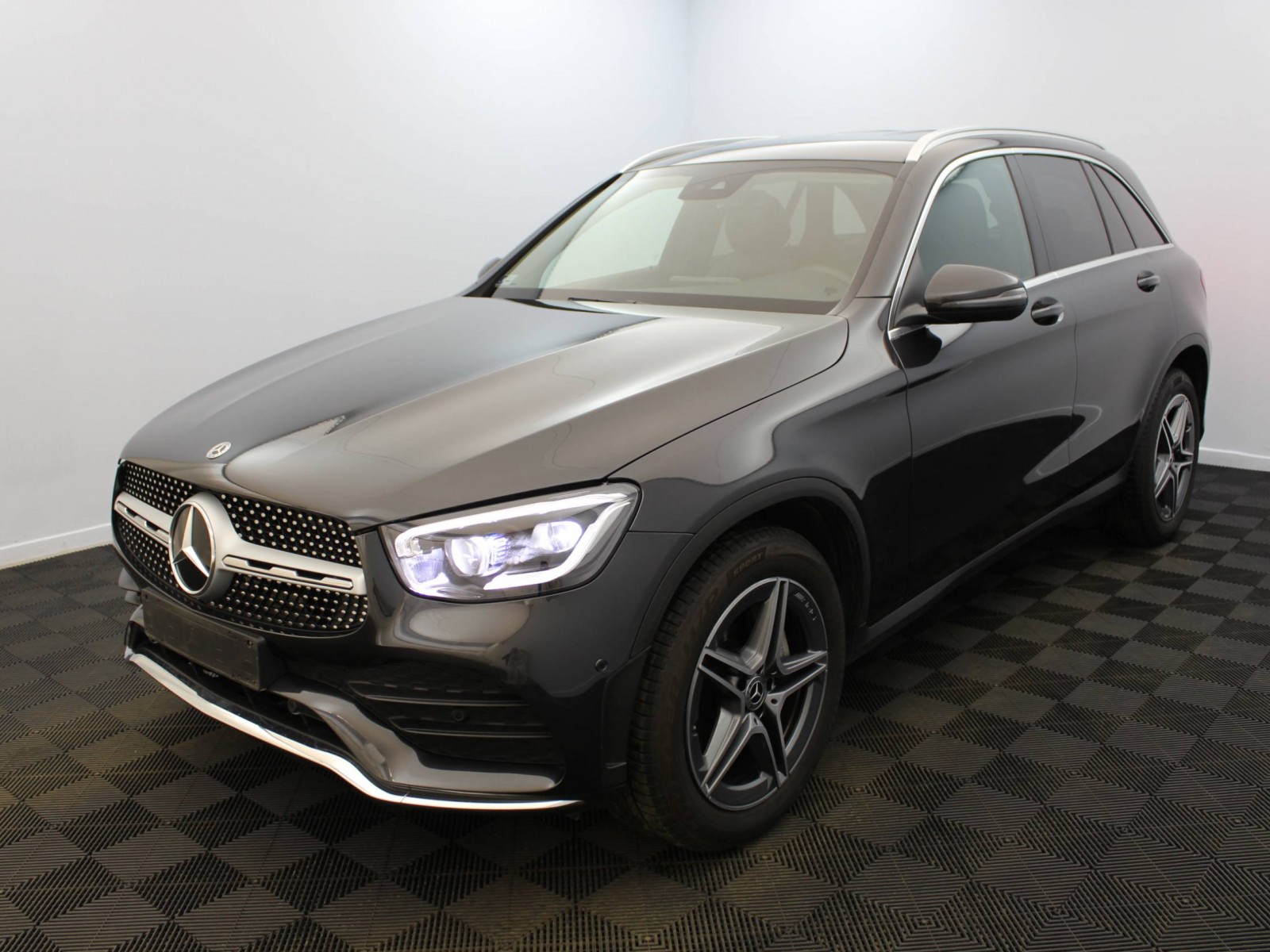 MERCEDES - GLC - #183114 - 0