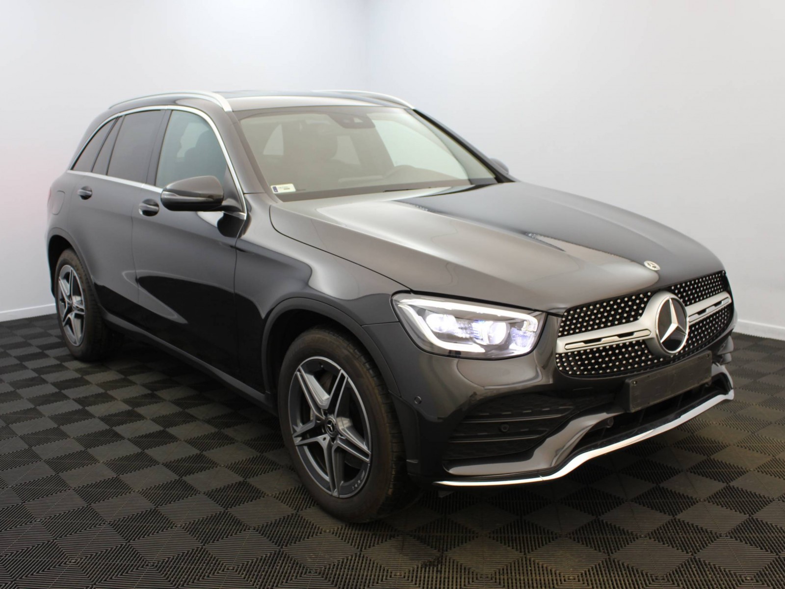 MERCEDES - GLC - #183114 - 1
