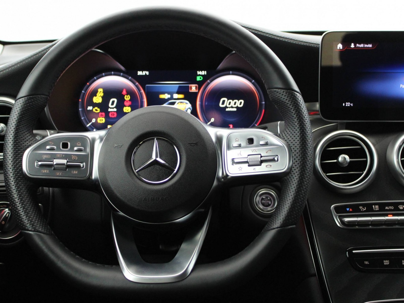 MERCEDES - GLC - #183114 - 25