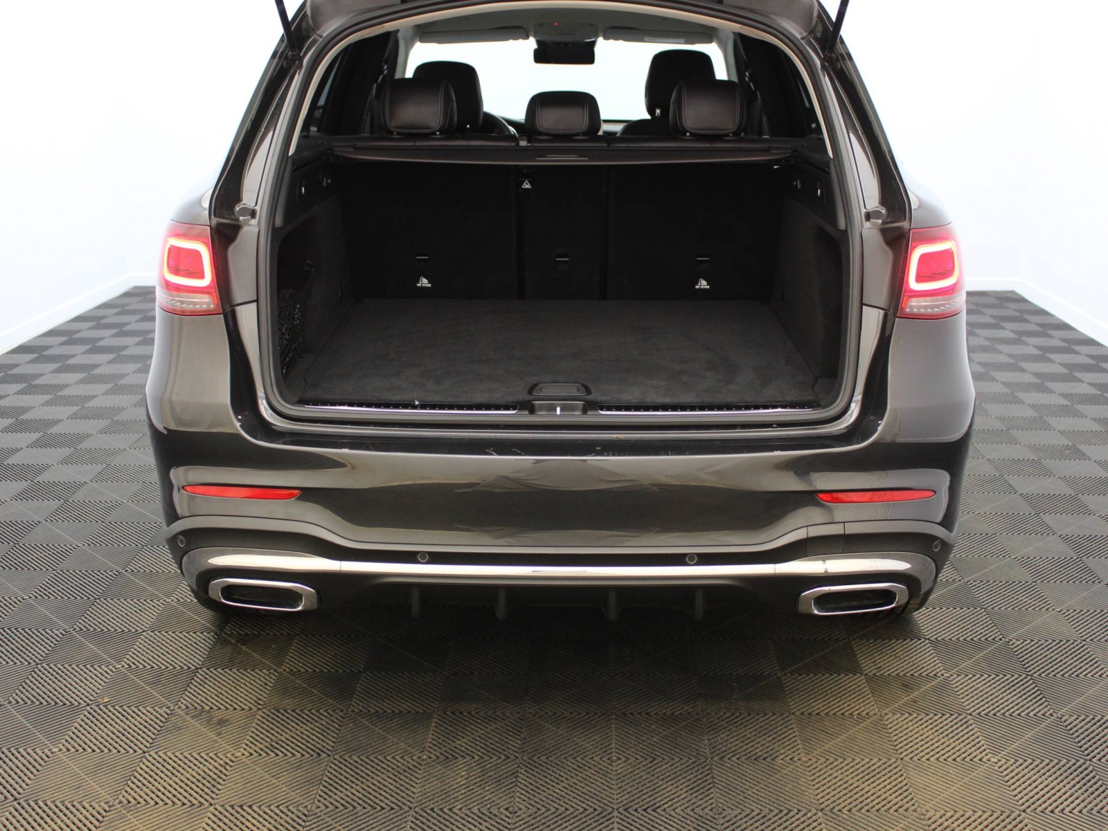 MERCEDES - GLC - #183114 - 13