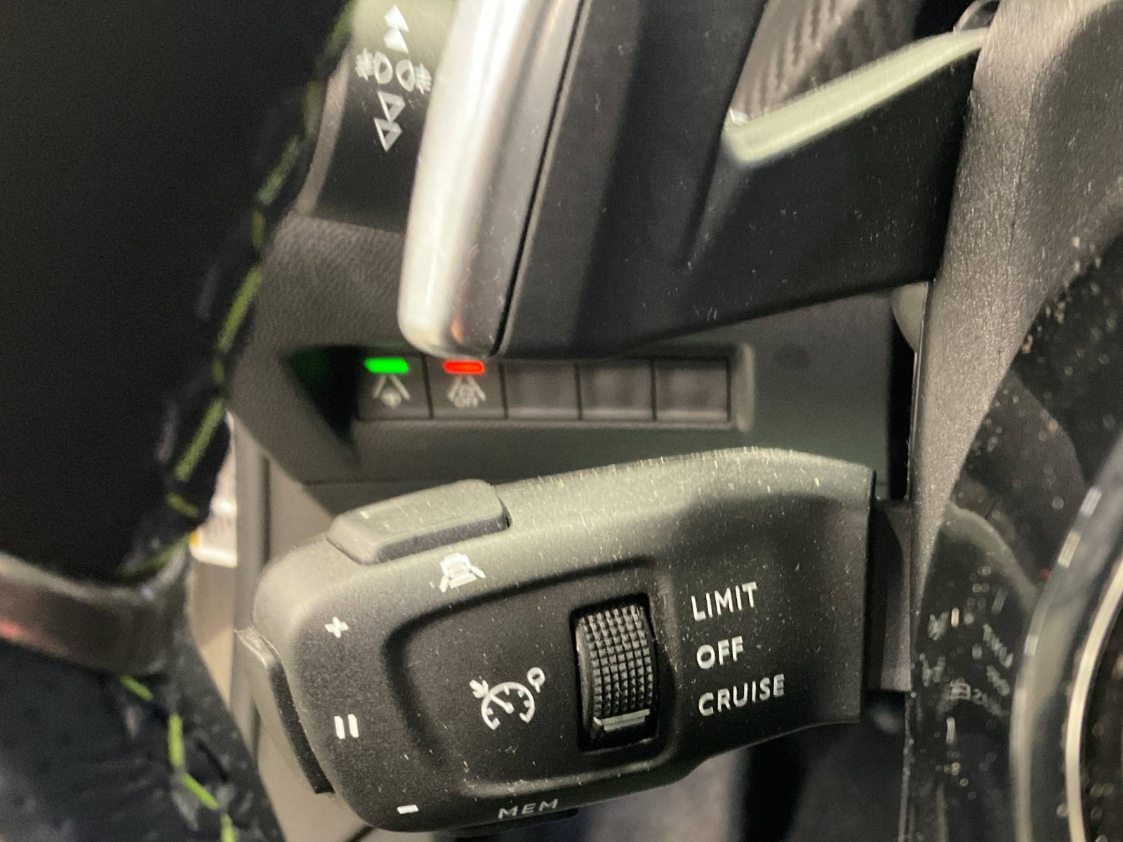 PEUGEOT - 2008 - #183738 - 15