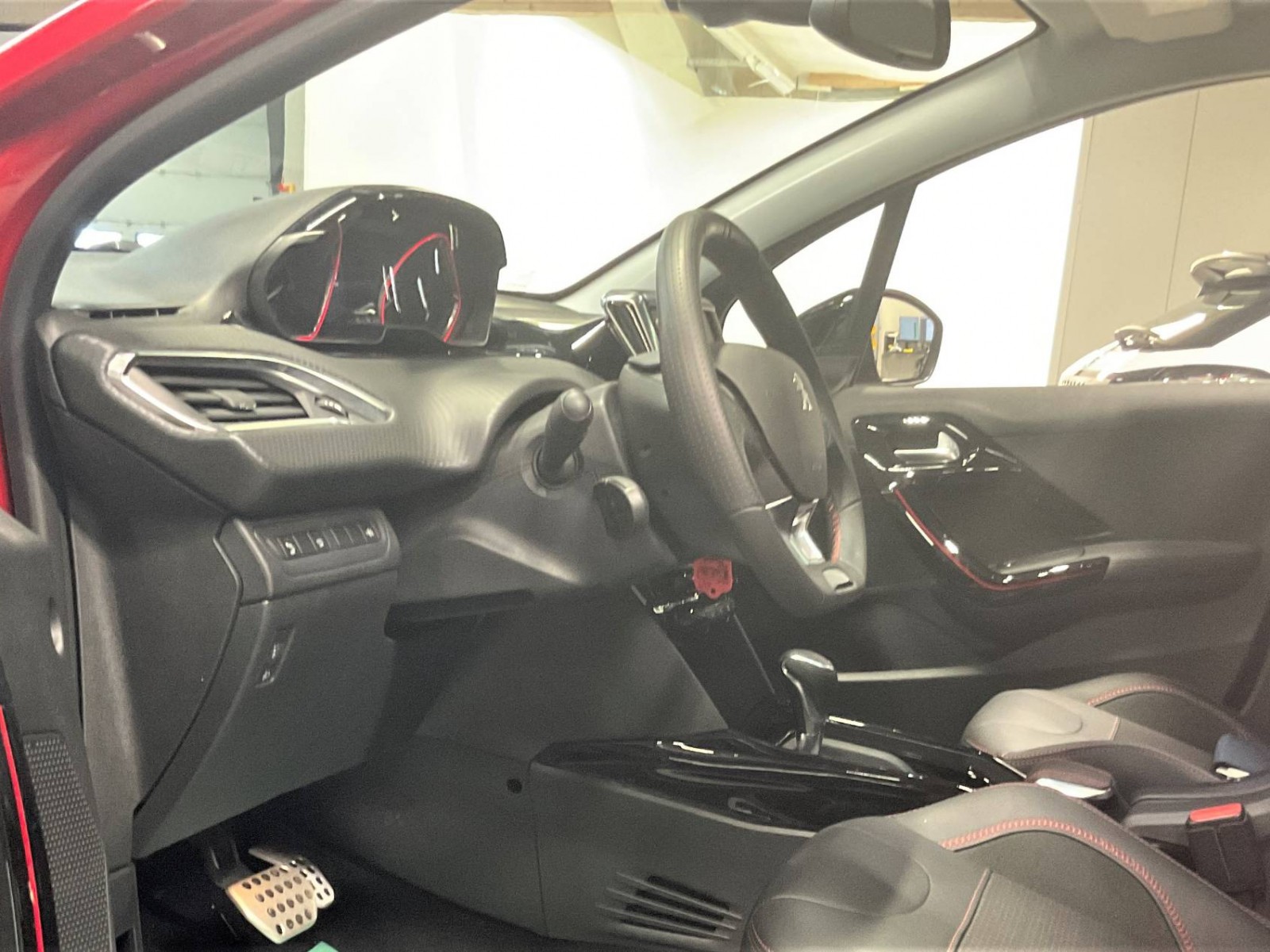 PEUGEOT - 2008 - #183734 - 6