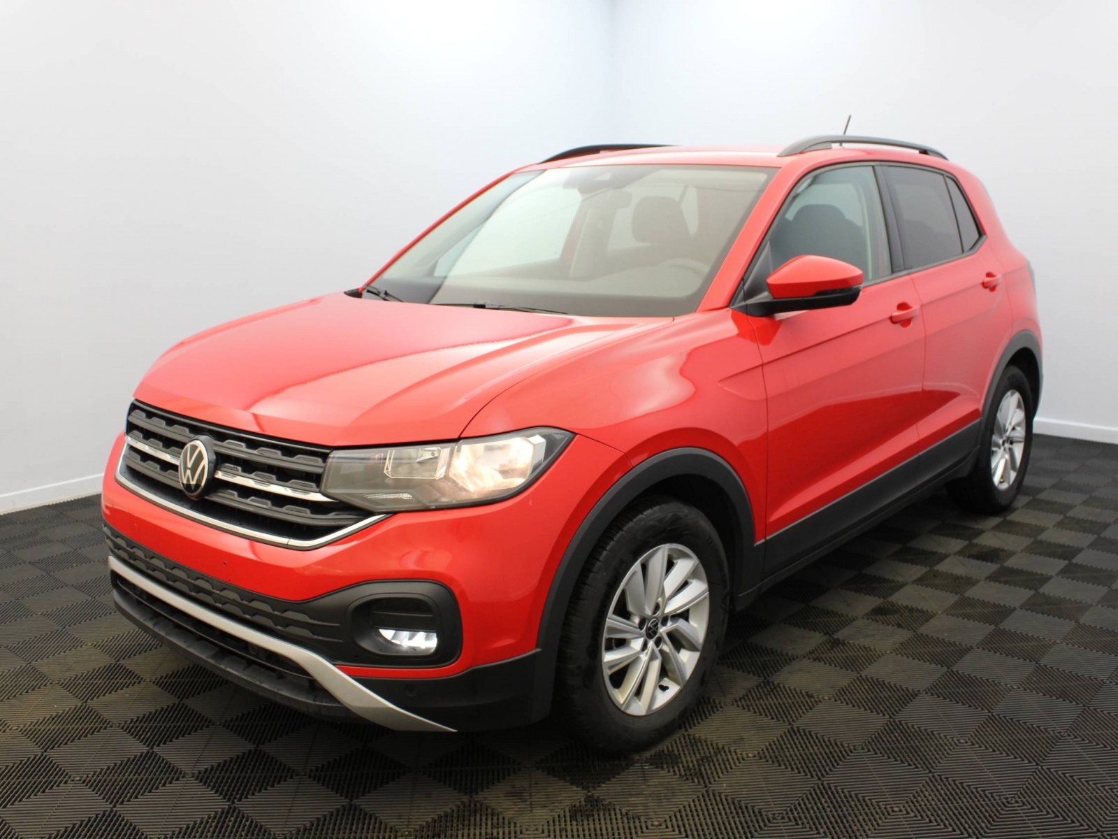 VOLKSWAGEN - T-CROSS - #182788 - 0
