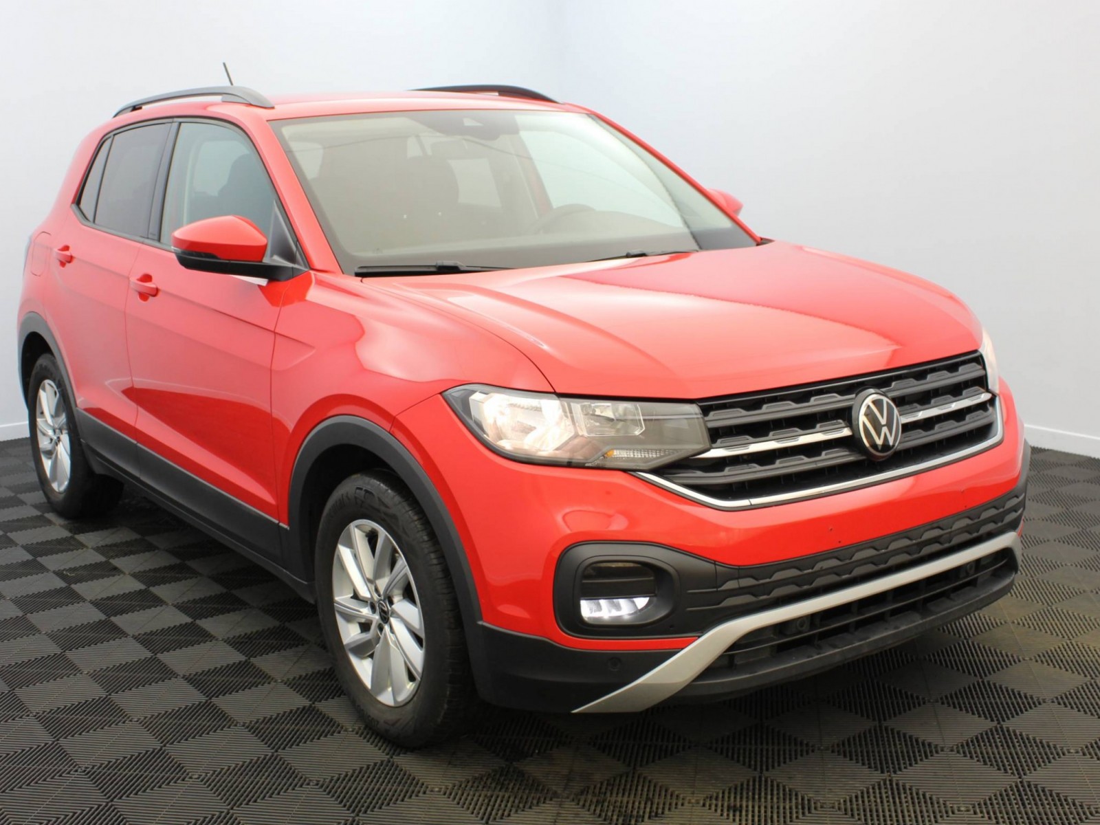 VOLKSWAGEN - T-CROSS - #182788 - 16