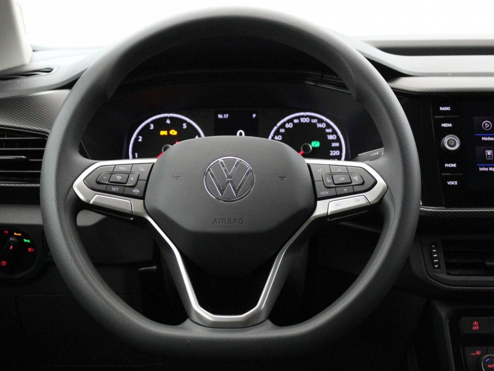 VOLKSWAGEN - T-CROSS - #182786 - 25