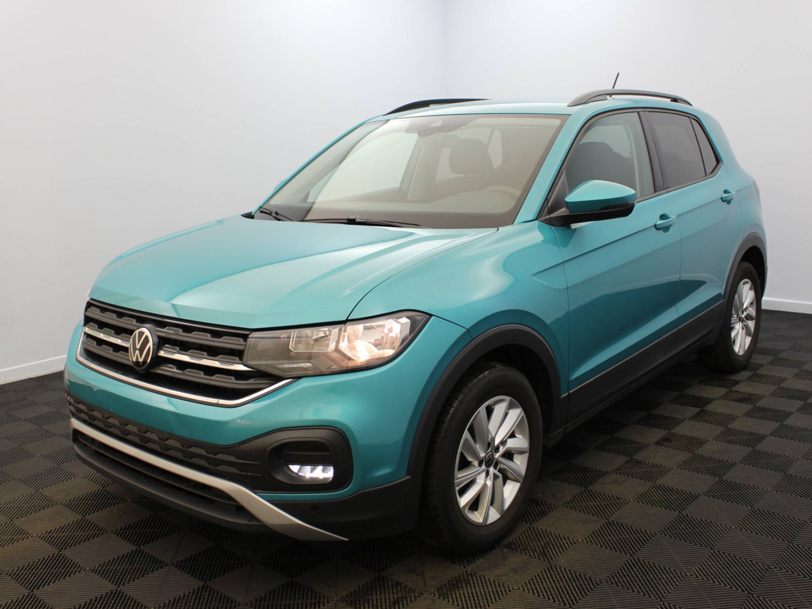 VOLKSWAGEN - T-CROSS - #182790 - 0