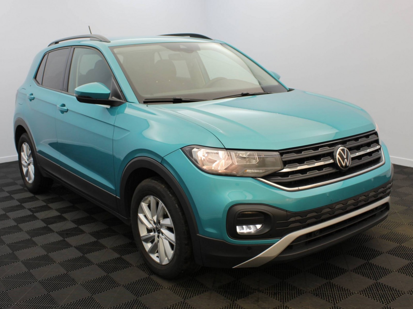 VOLKSWAGEN - T-CROSS - #182790 - 16
