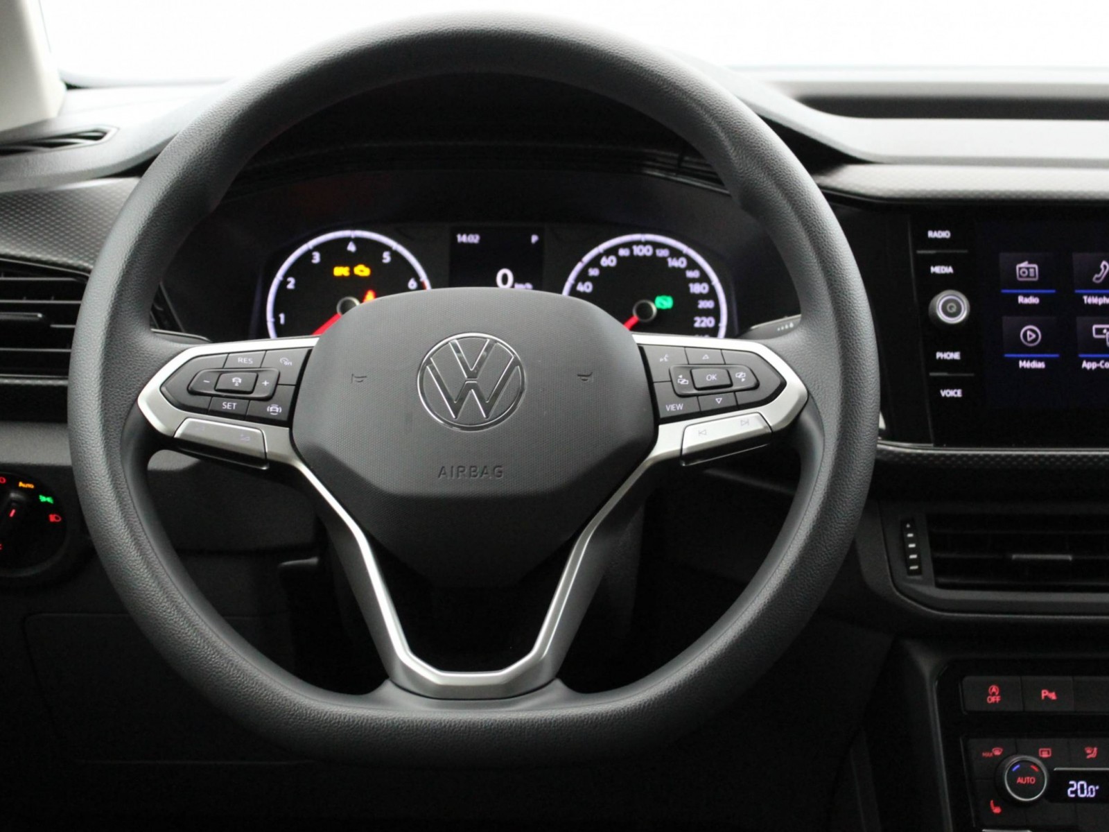 VOLKSWAGEN - T-CROSS - #182790 - 25