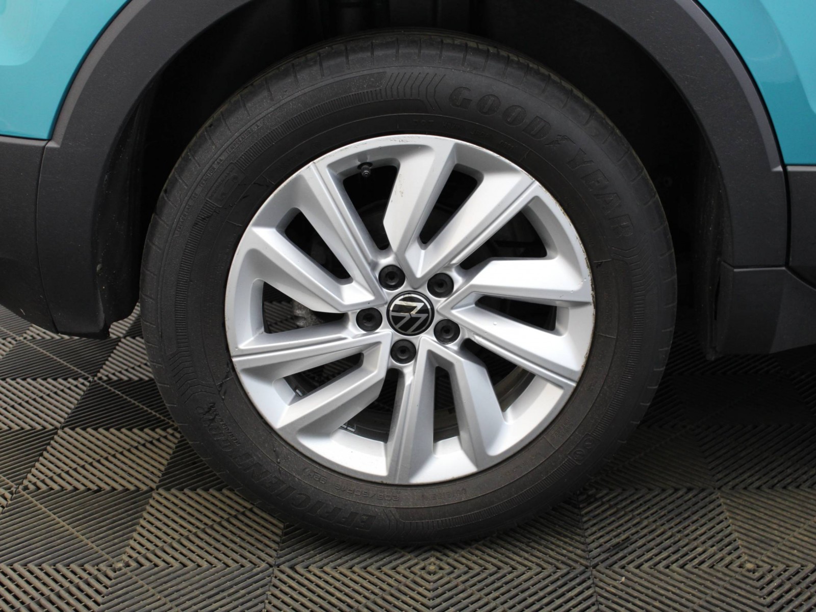 VOLKSWAGEN - T-CROSS - #182790 - 6