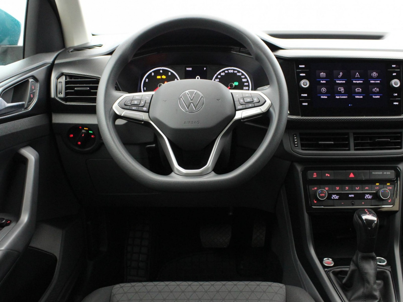 VOLKSWAGEN - T-CROSS - #182790 - 24