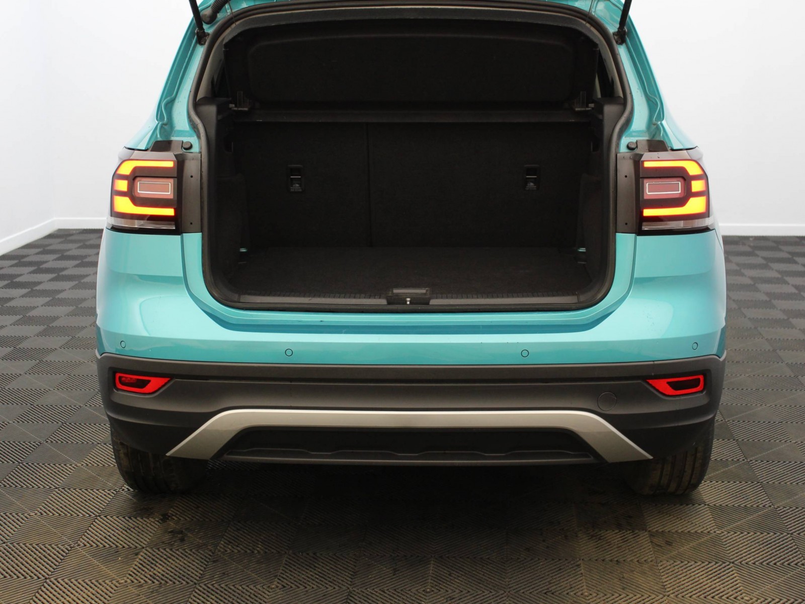 VOLKSWAGEN - T-CROSS - #182790 - 13