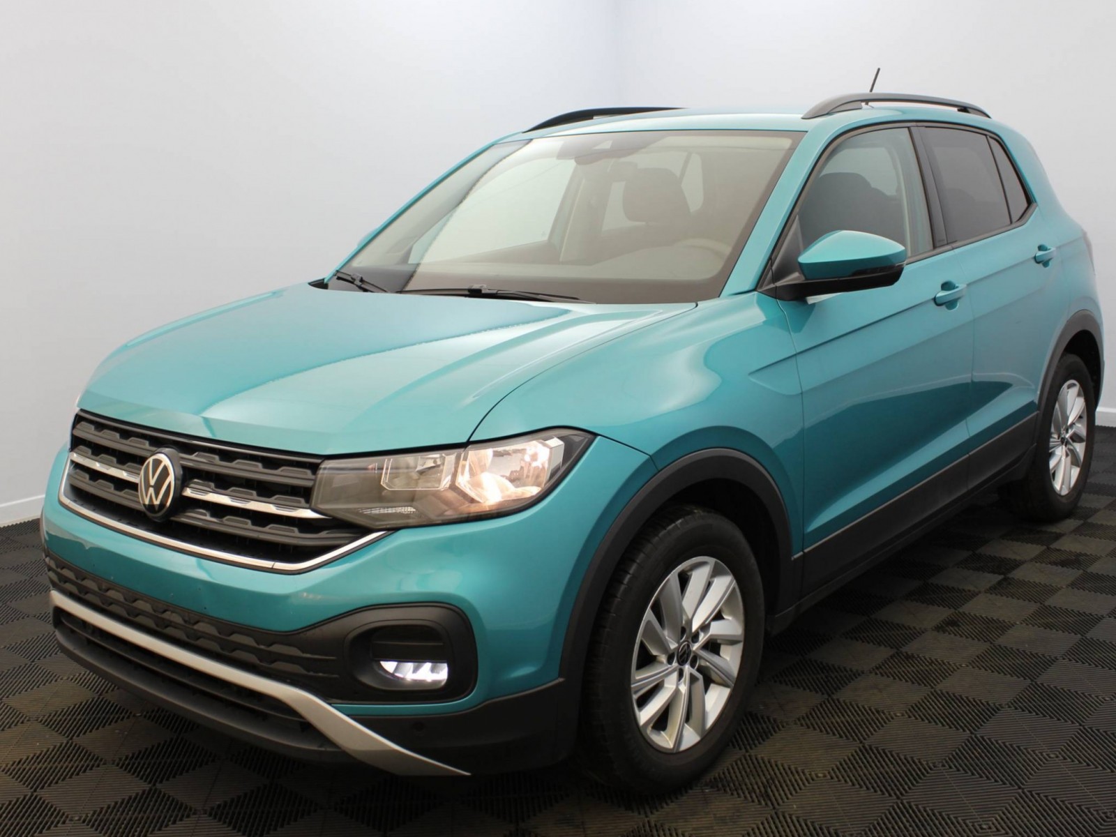 VOLKSWAGEN - T-CROSS - #182789 - 0