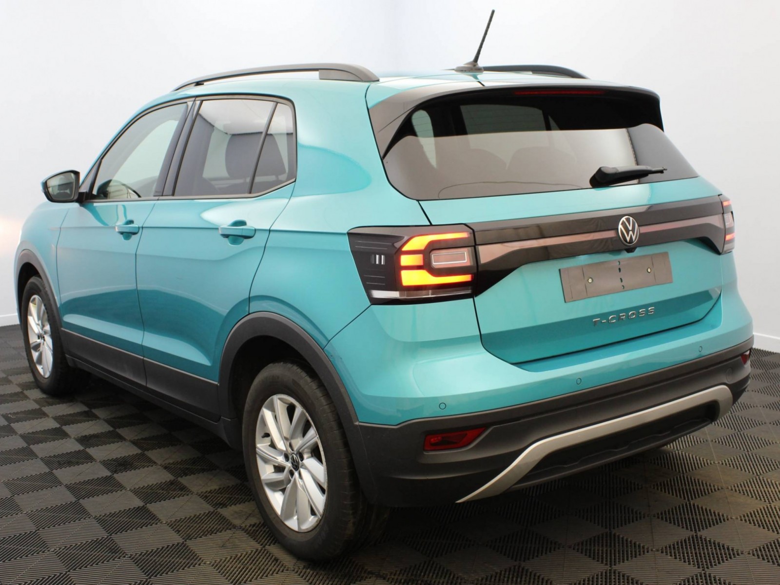 VOLKSWAGEN - T-CROSS - #182789 - 2