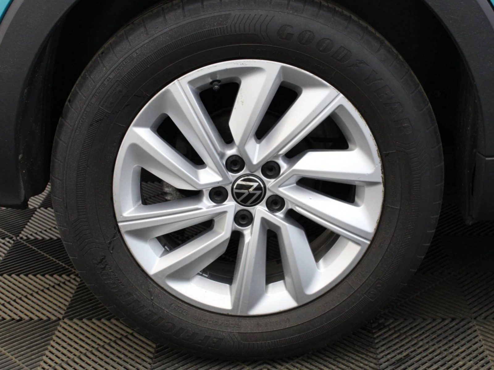 VOLKSWAGEN - T-CROSS - #182789 - 22