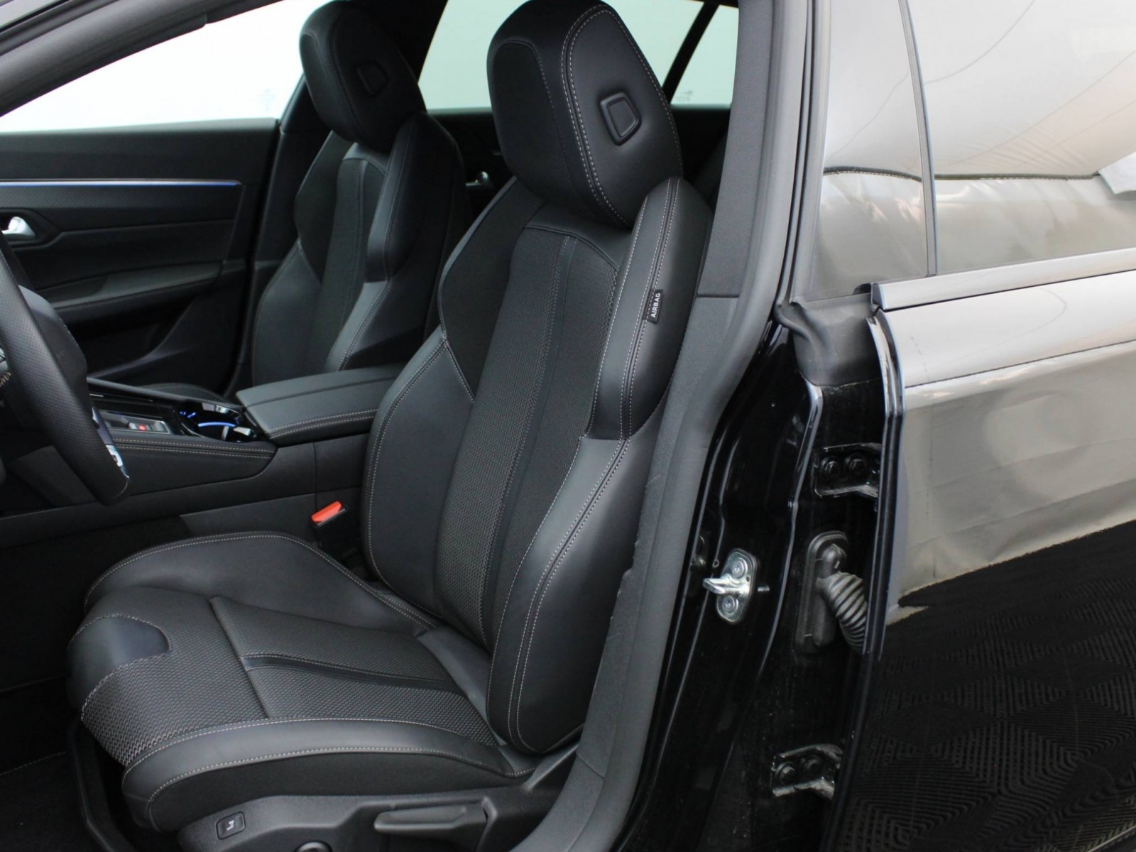 PEUGEOT - 508 SW - #176340 - 22
