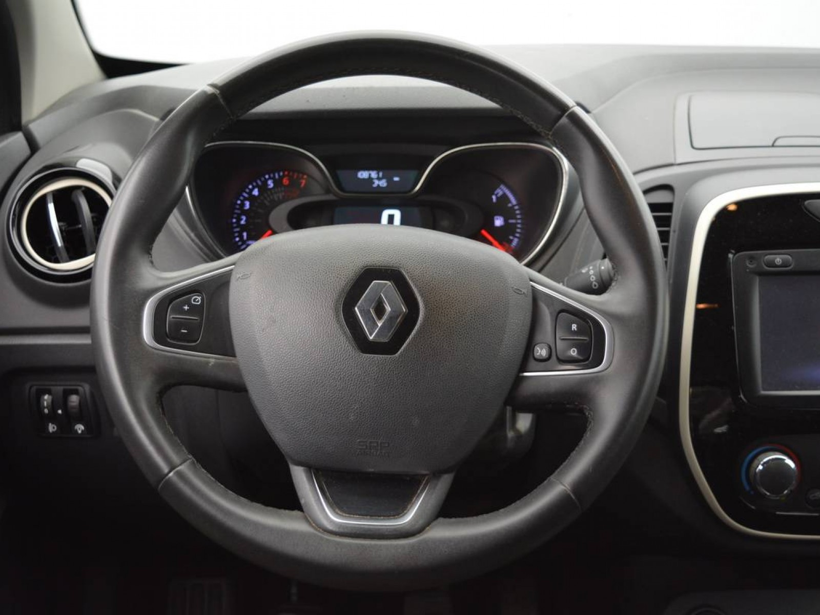 RENAULT - CAPTUR - #183515 - 10