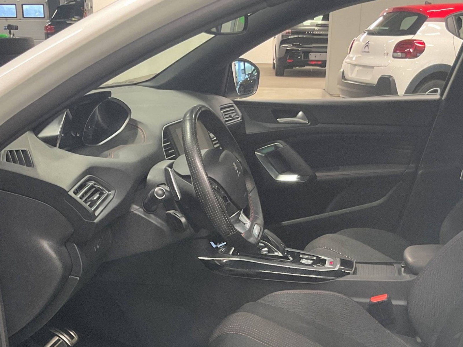 PEUGEOT - 308 SW - #183843 - 23