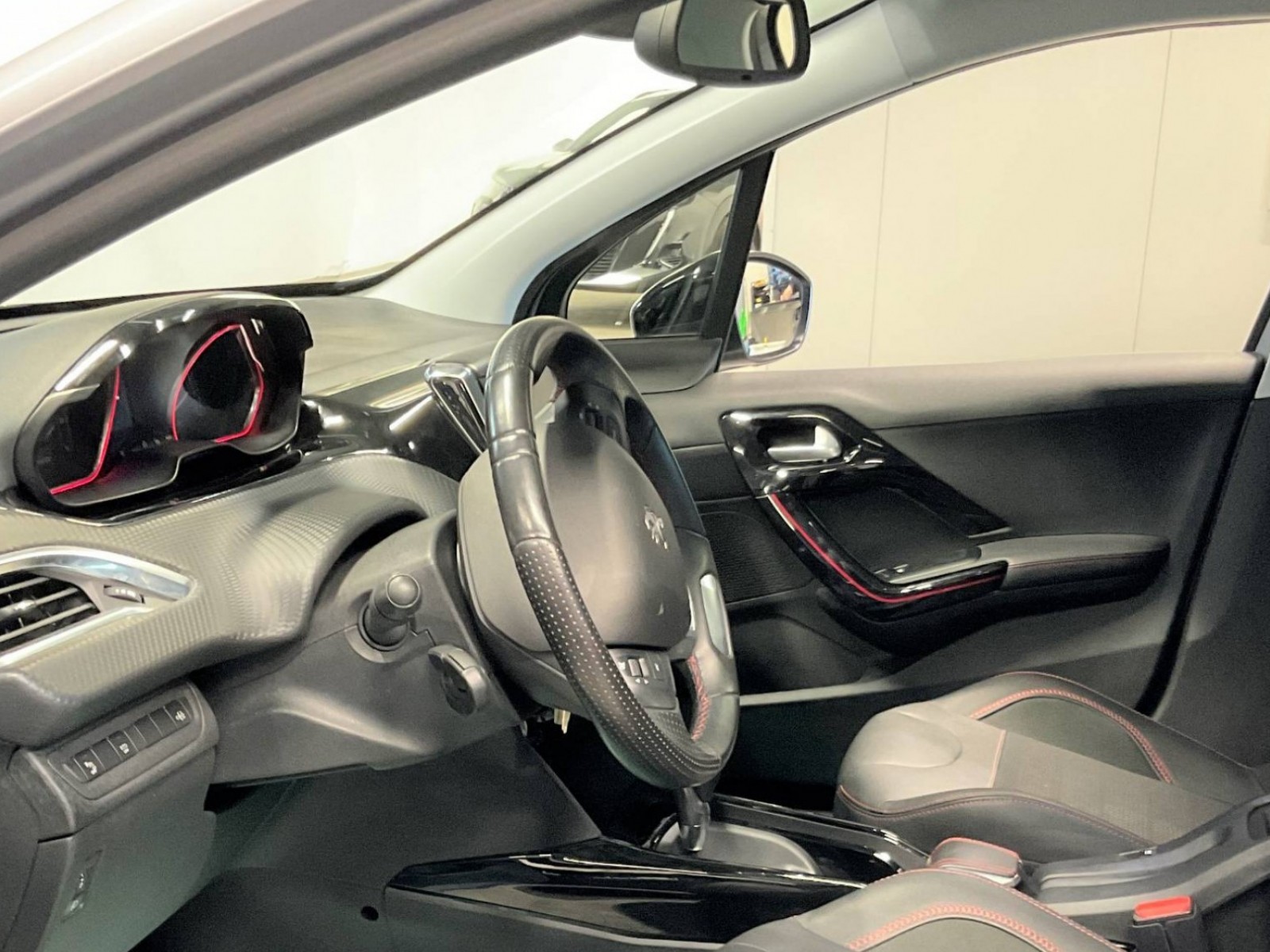 PEUGEOT - 2008 - #183846 - 24