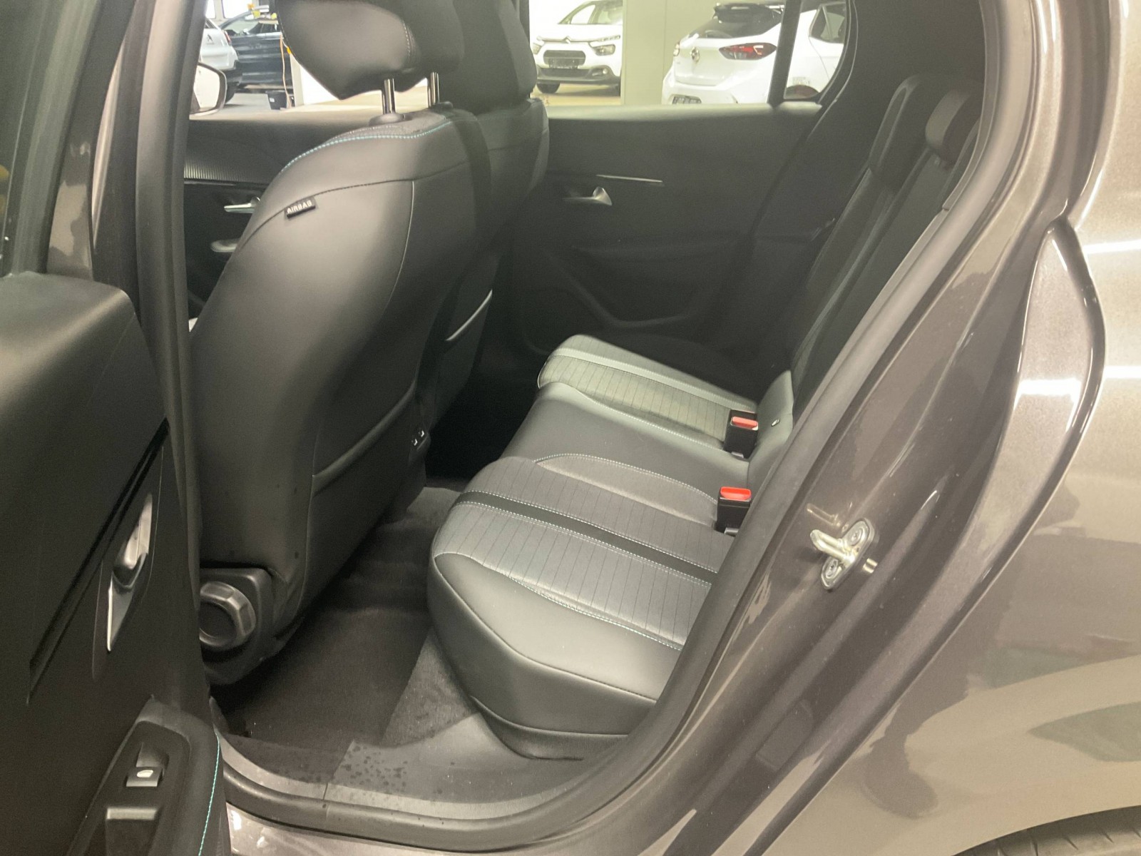 PEUGEOT - 208 - #183847 - 7