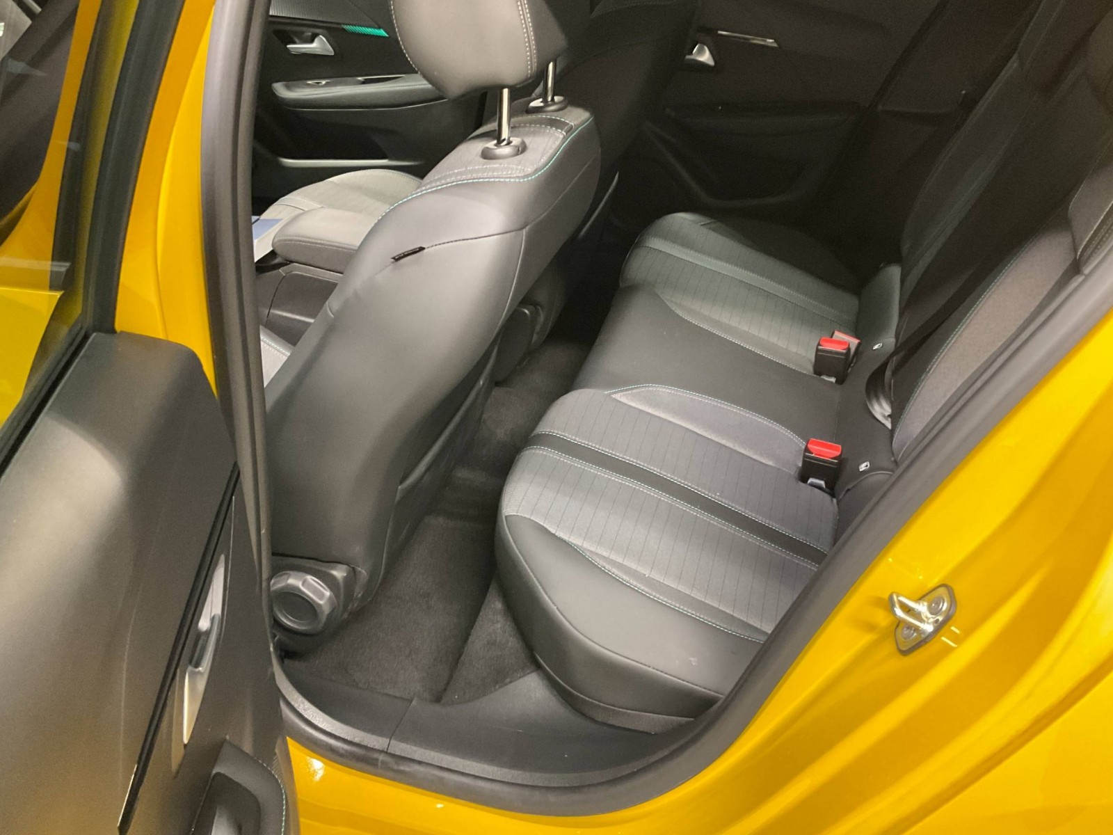 PEUGEOT - 208 - #183464 - 21