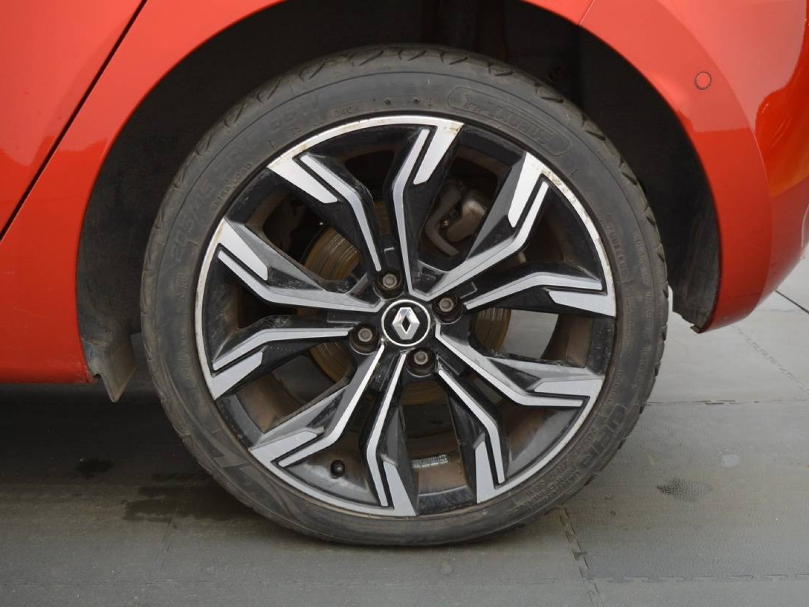 RENAULT - CLIO V - #183548 - 6