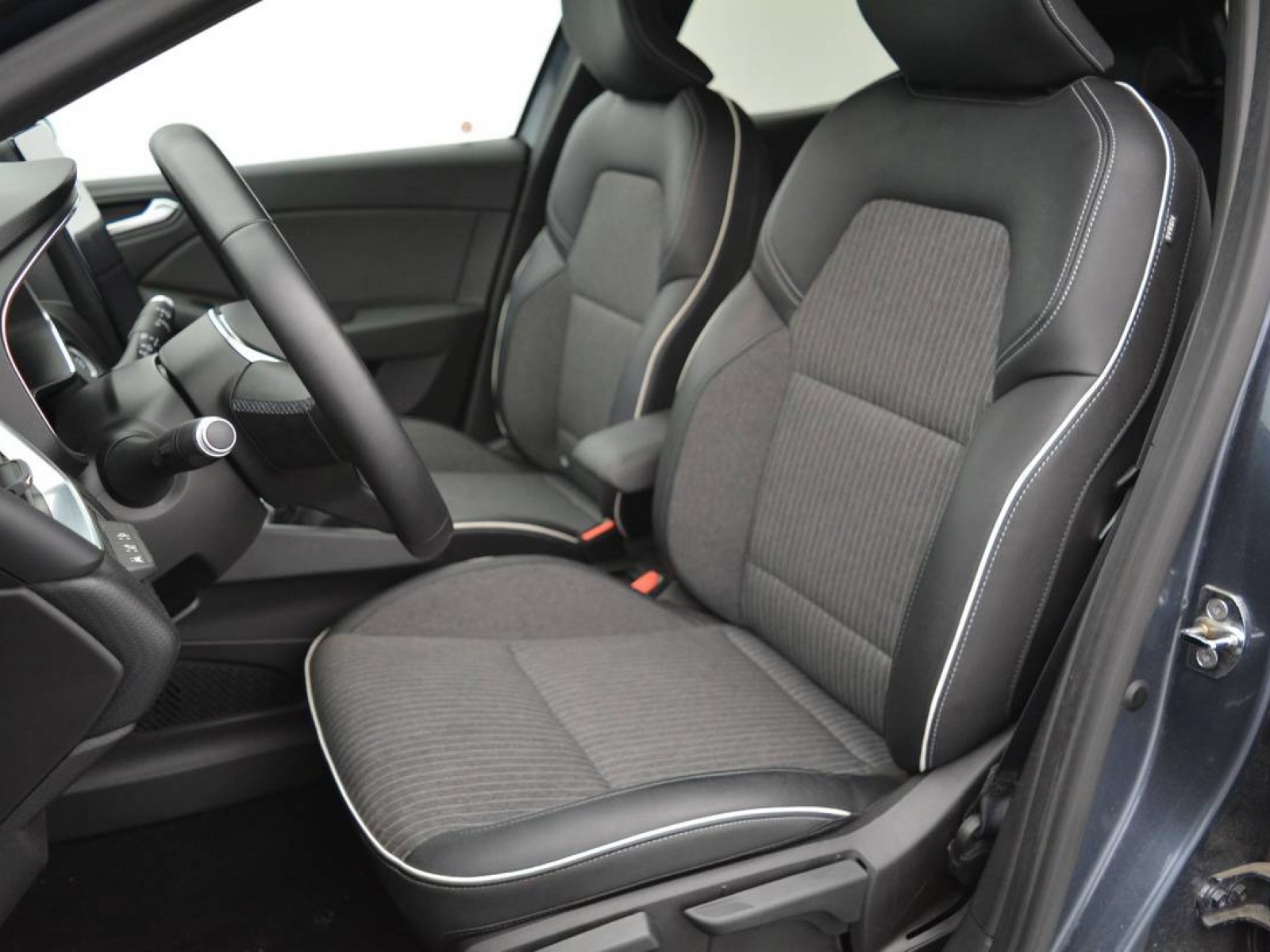 RENAULT - CLIO V - #183552 - 7