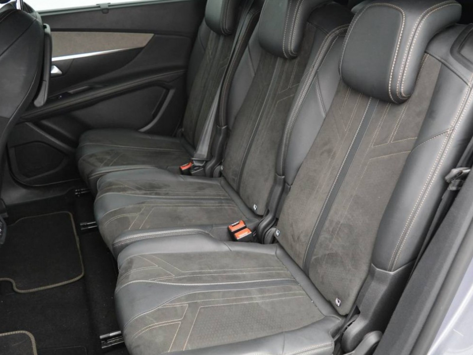 PEUGEOT - 5008 - #181686 - 23