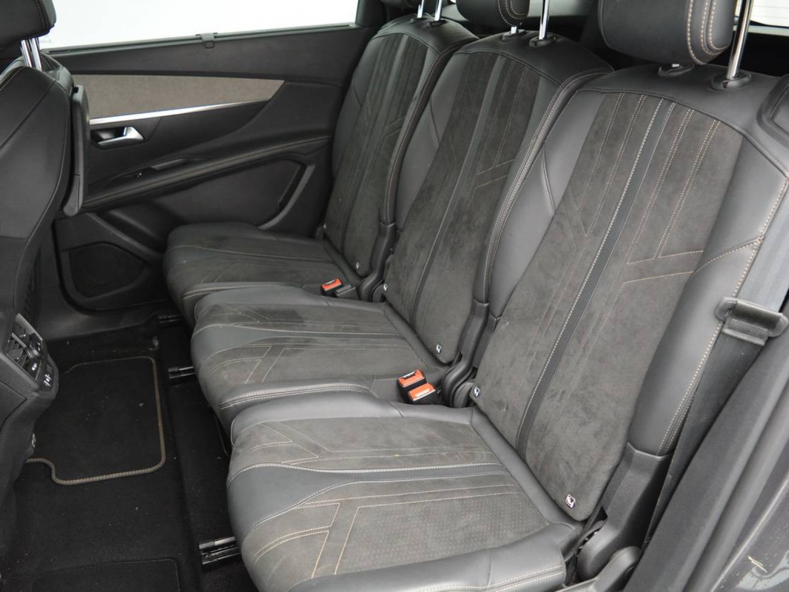 PEUGEOT - 5008 - #181687 - 8