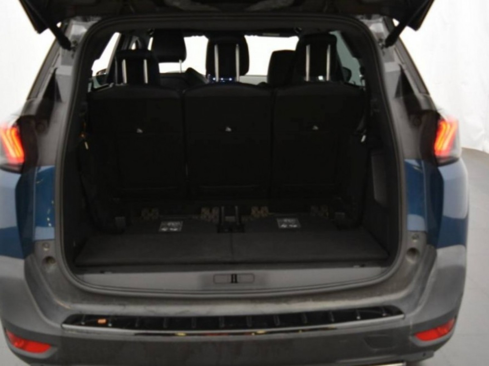 PEUGEOT - 5008 - #181689 - 35