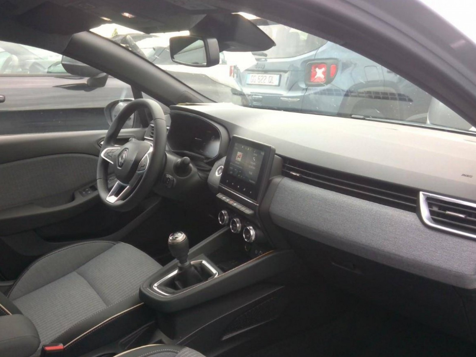 RENAULT - CLIO V - #273501 - 6