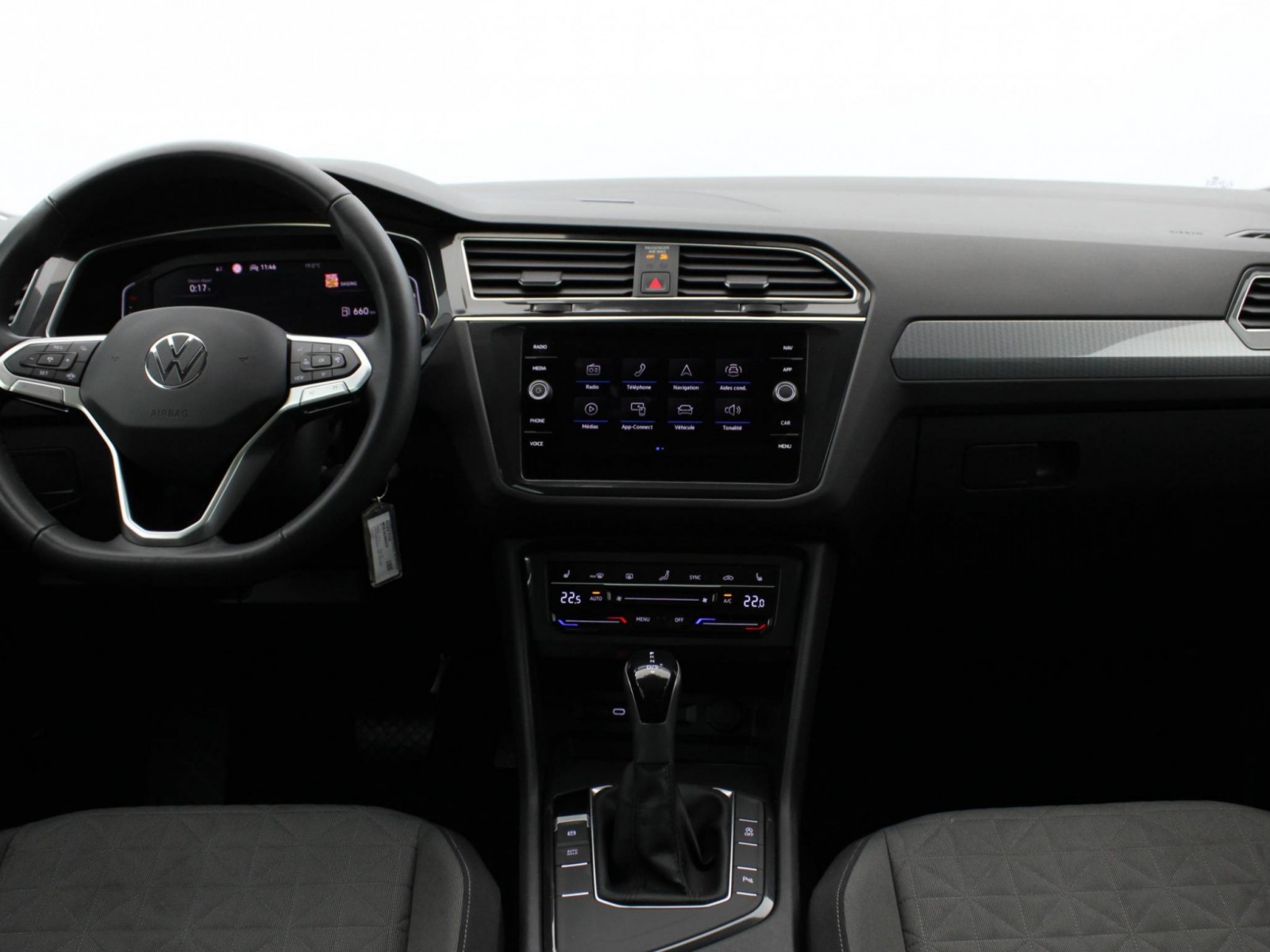 VOLKSWAGEN - TIGUAN - #182137 - 31