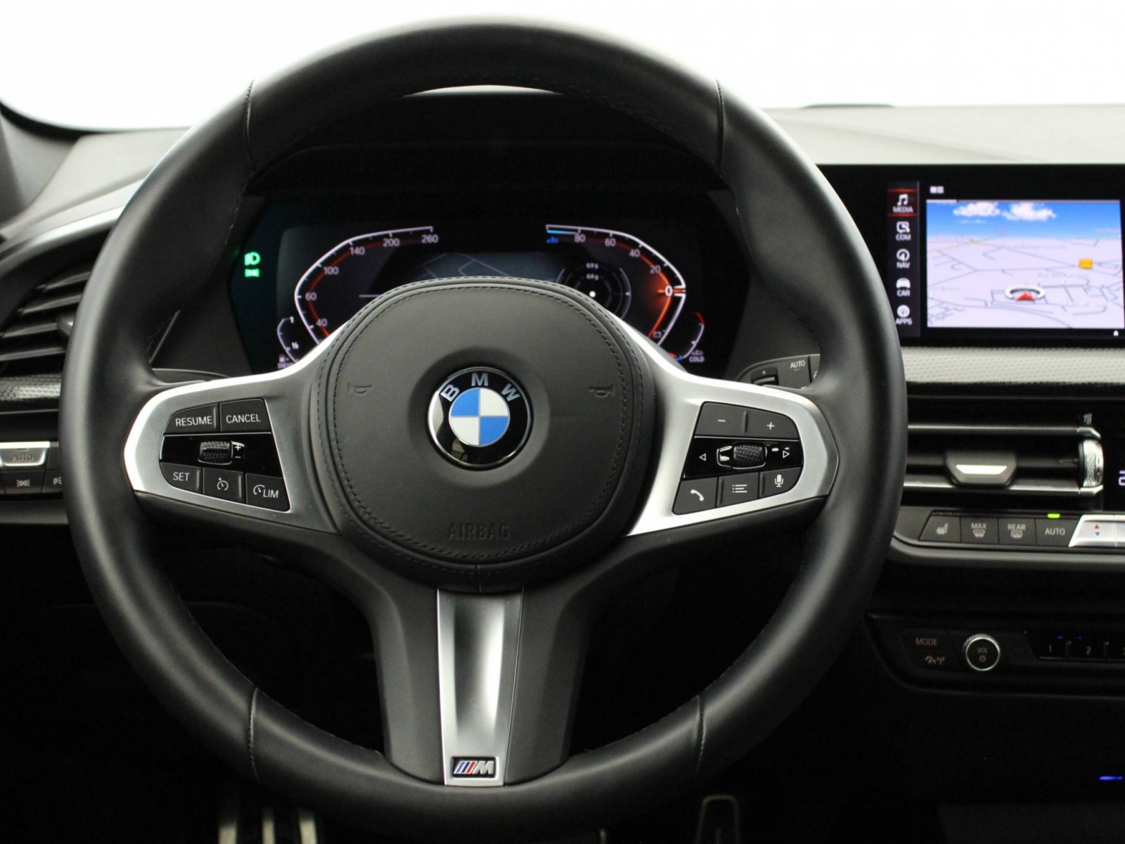 BMW - SERIE 1 F40 - #182523 - 26