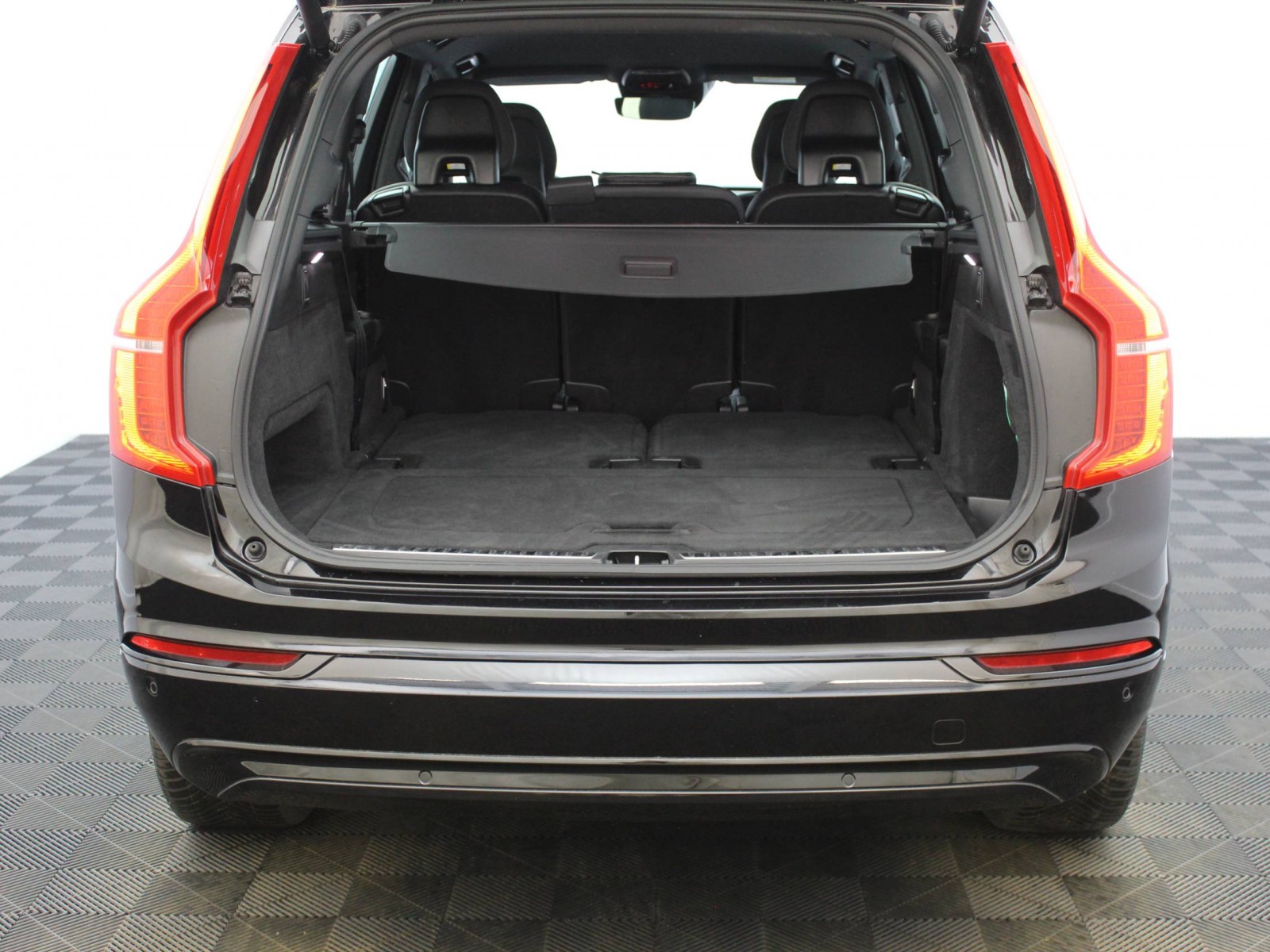 VOLVO - XC90 - #183284 - 13