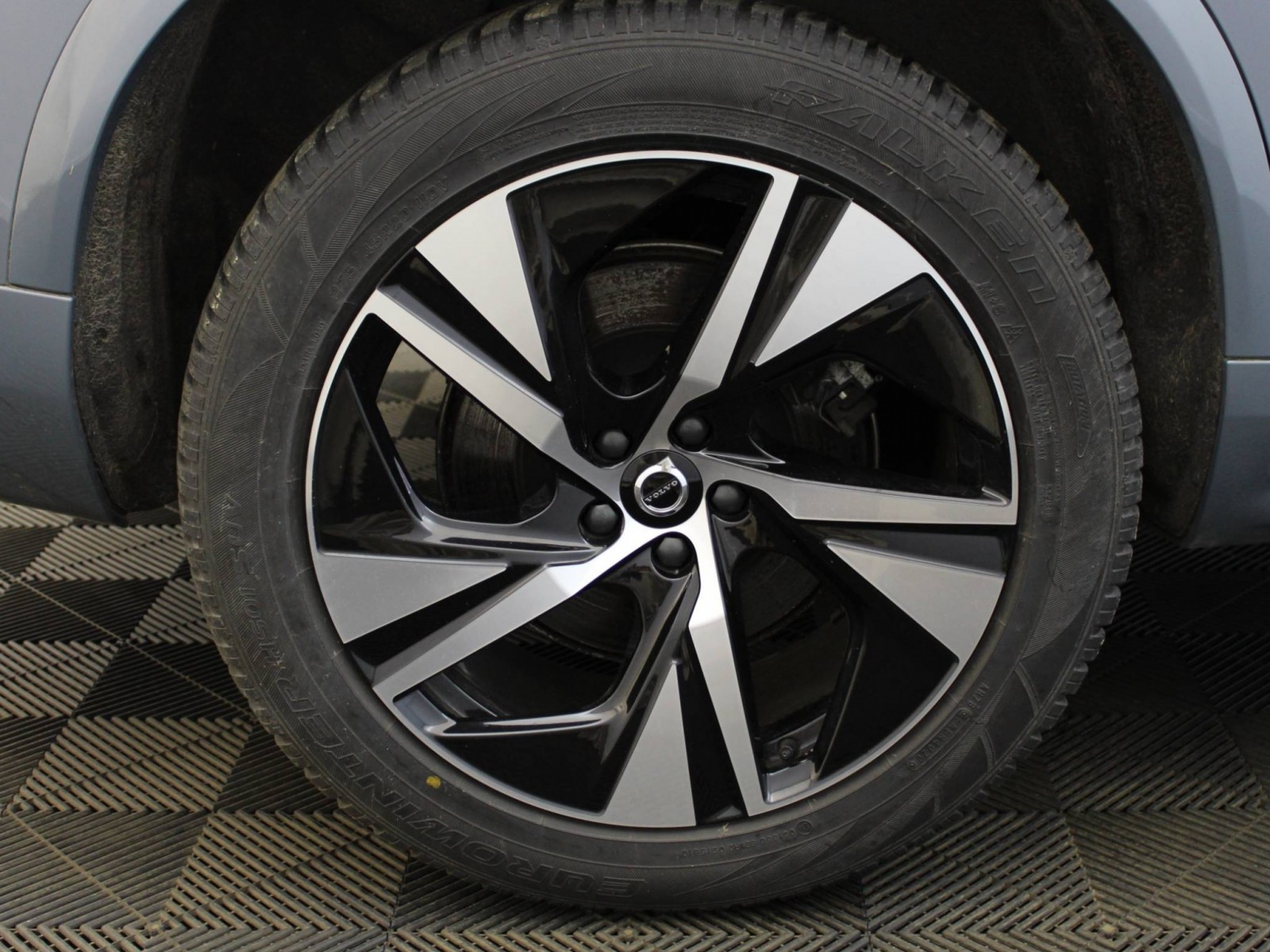 VOLVO - XC90 - #183330 - 21