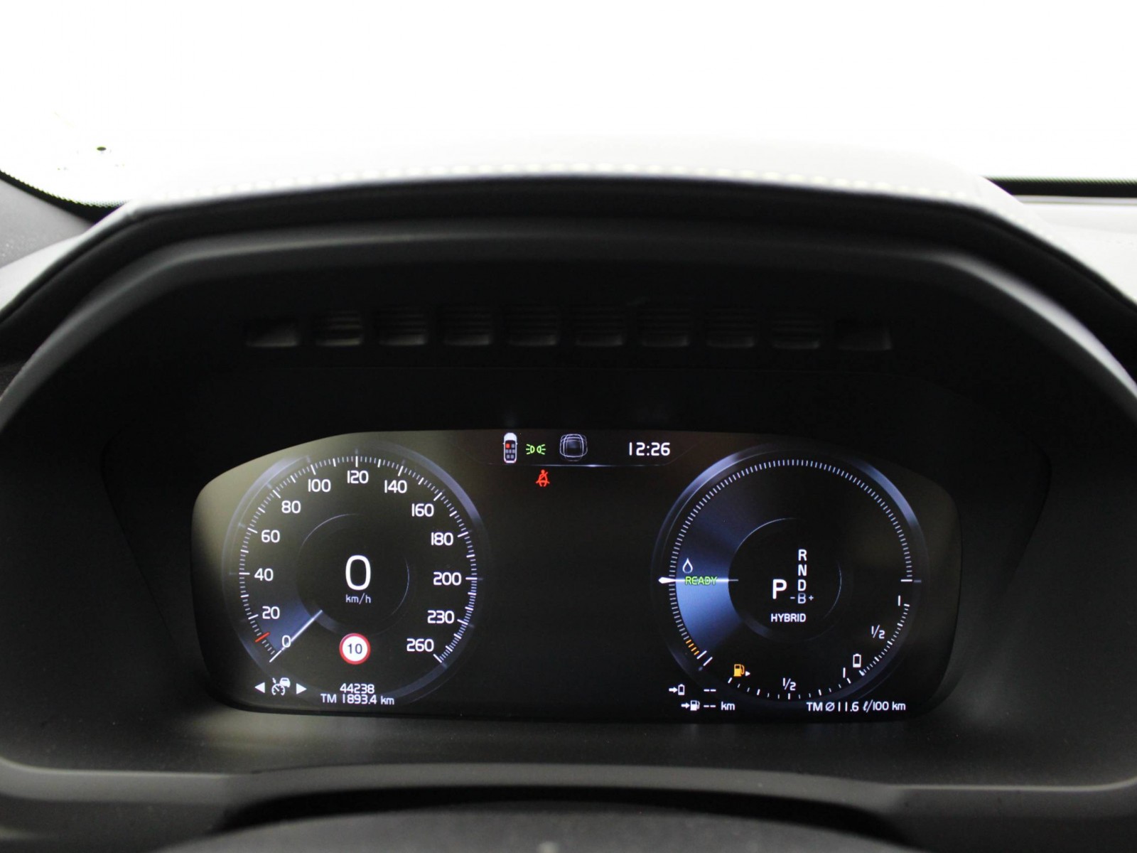 VOLVO - XC90 - #183330 - 12