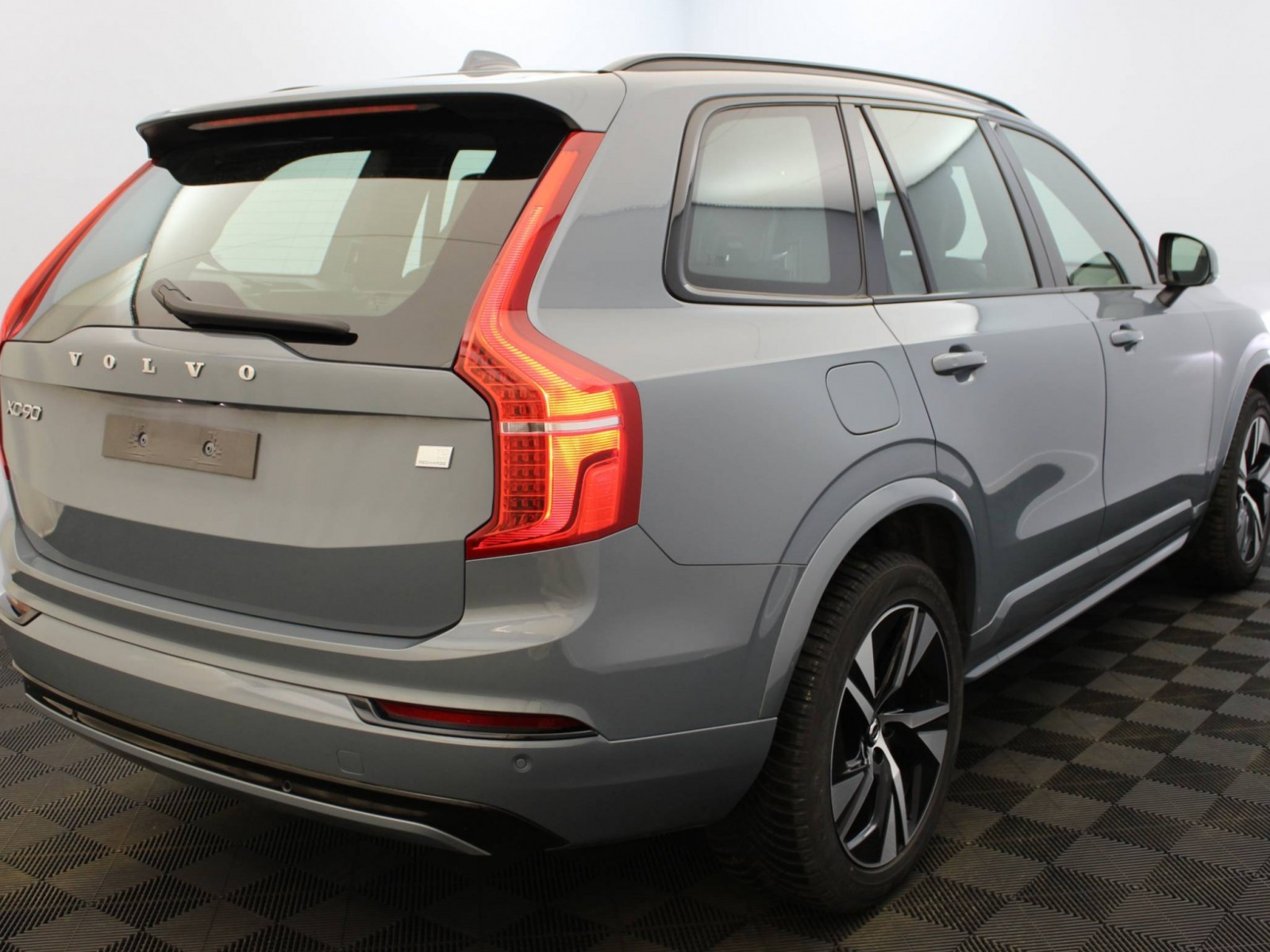 VOLVO - XC90 - #183329 - 18