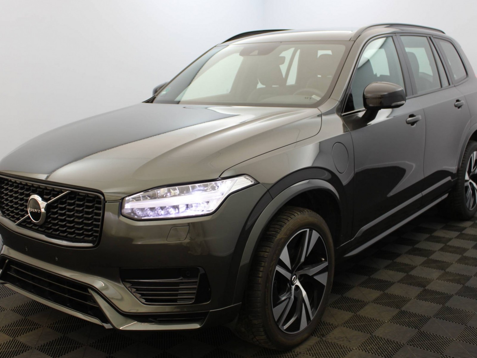 VOLVO - XC90 - #183331 - 15